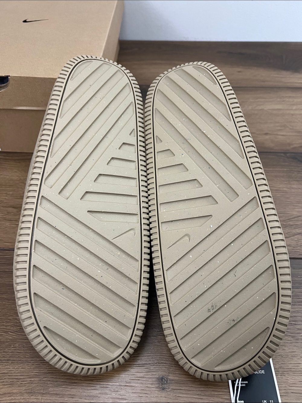 Nike Calm Slide Men’s Size 12 Beige FD4116-201 - Picture 10 of 10